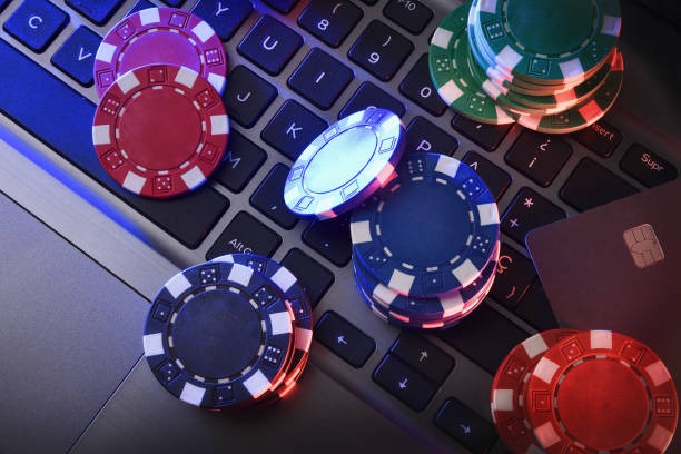 Live-dealer table interface on mobile with casino controls